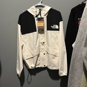 North face Wind Jacket